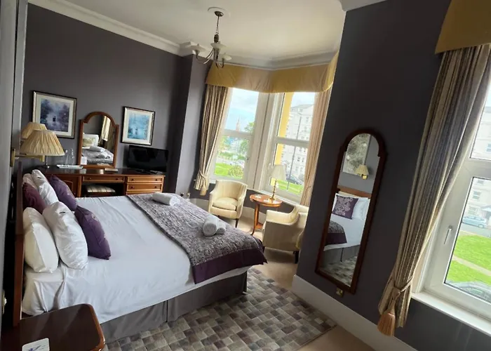 17 Wilmington Square Bed & Breakfast Eastbourne